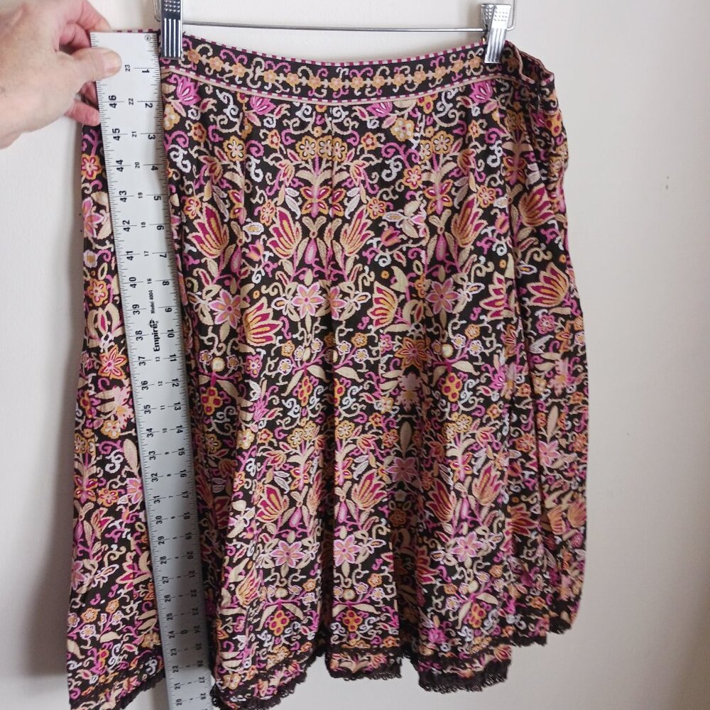 Gianni Bini, Boho Brown Floral Print Skirt, Size 12, Lace Trim, Cottage Core - Picture 11 of 13